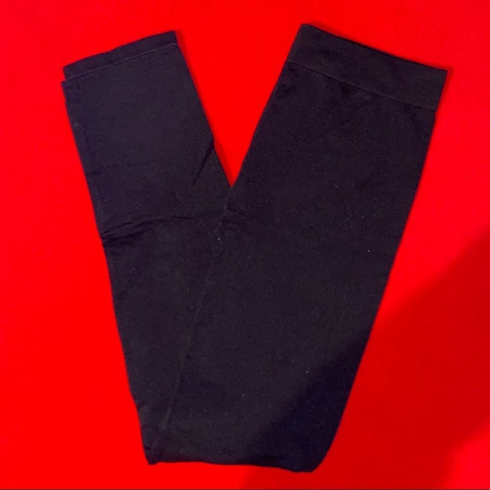 black leggings